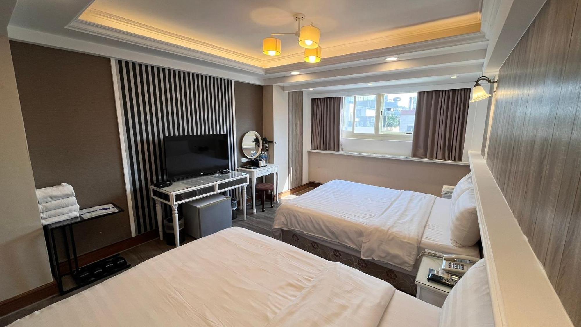 Migo Hotel Taichung Exterior foto